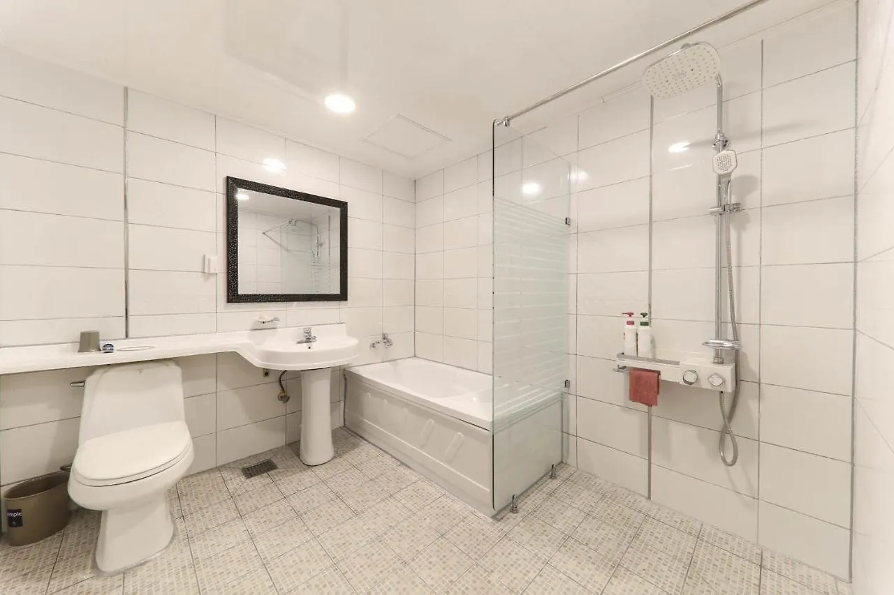 **  Major Hotel Czedżu Korea Południowa
