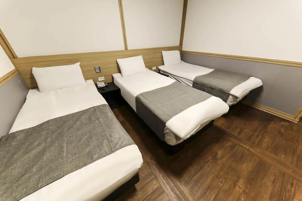 **  Major Hotel Czedżu Korea Południowa